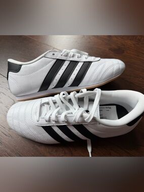 adidas Women's Taekwondo Shoes size 7